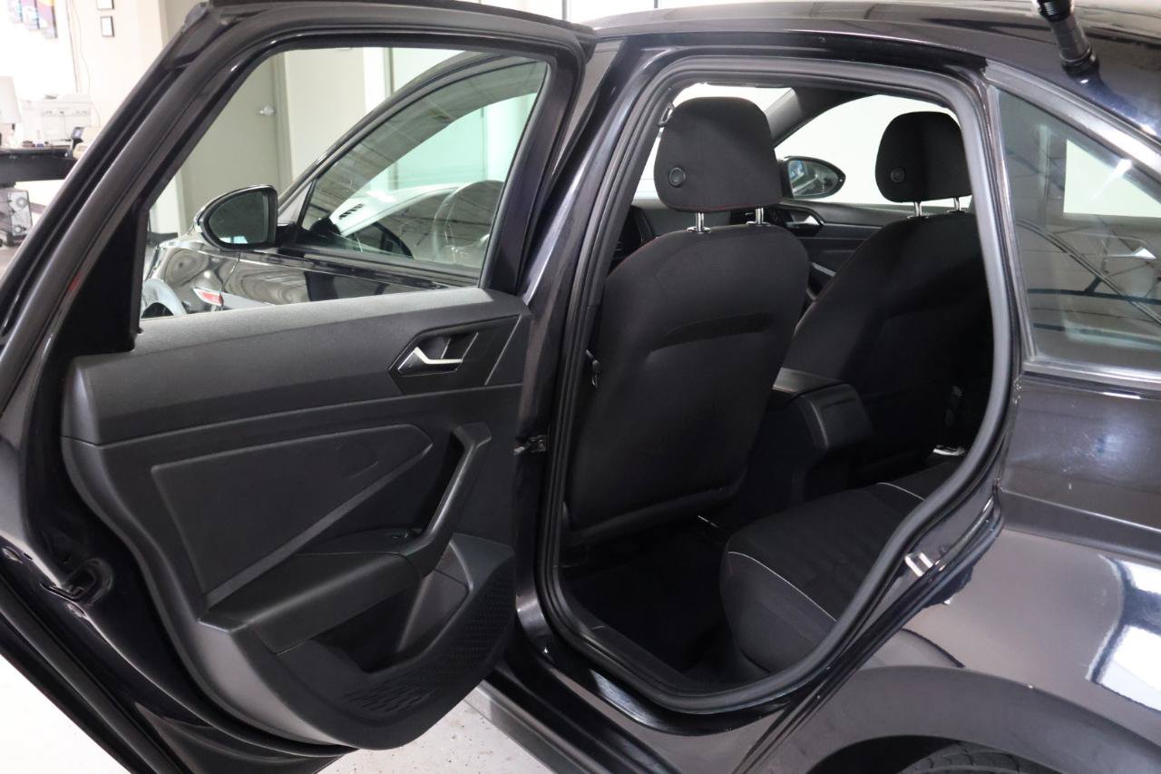 Used 2019 Volkswagen Jetta GLI FWD image 18