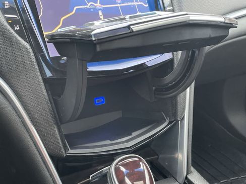 Used 2013 Cadillac XTS Premium image 31