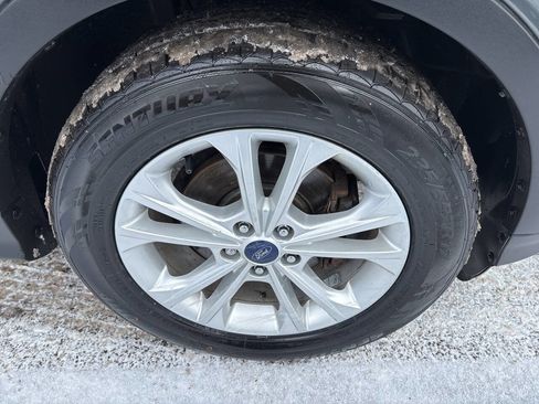 Used 2017 Ford Escape S image 31