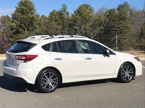Used 2019 Subaru Impreza 2.0i Limited image 3