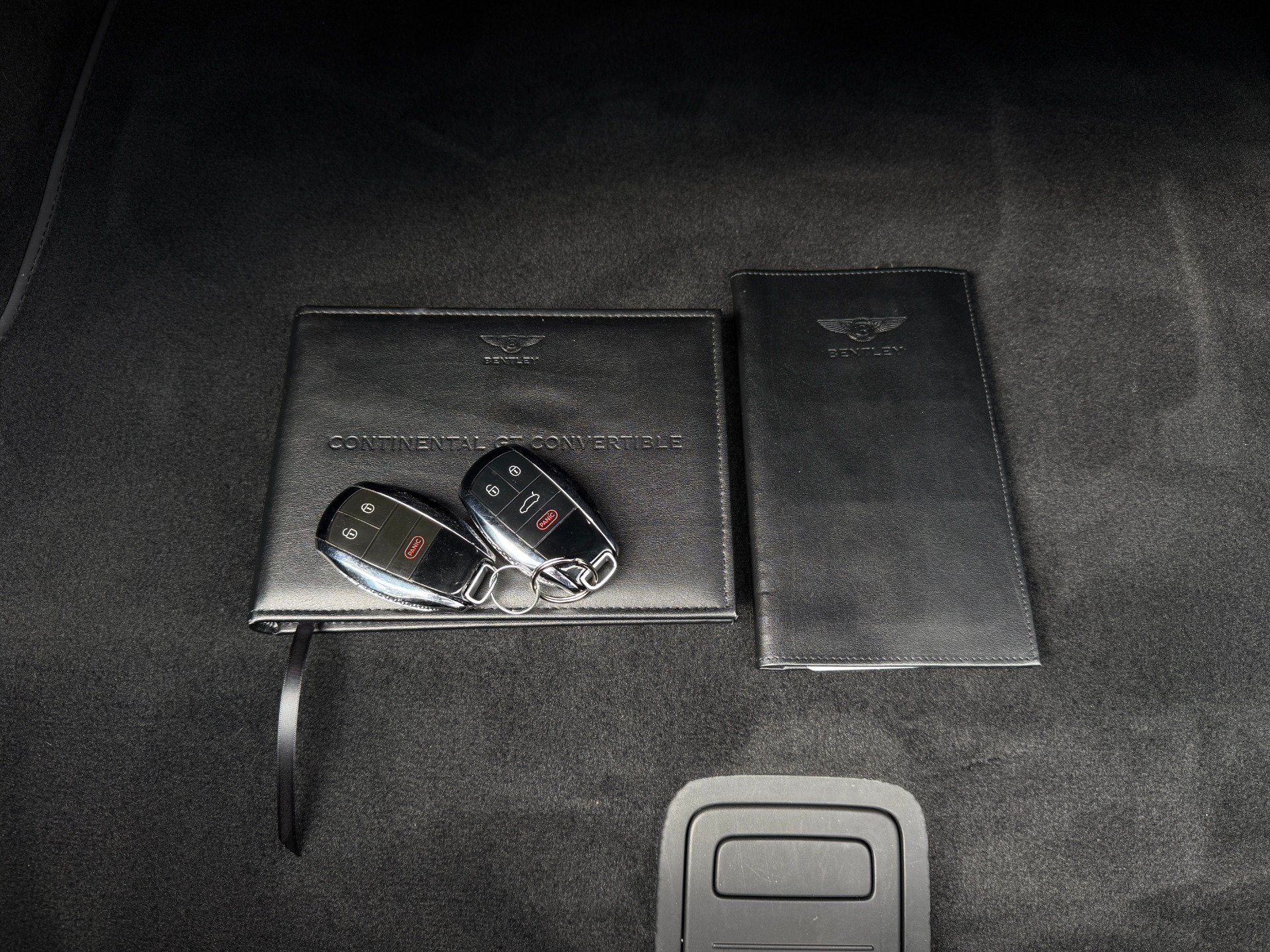 Used 2020 Bentley Continental GT AWD/4WD image 46