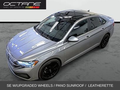 Used 2024 Volkswagen Jetta SE w/ Panoramic Sunroof Package