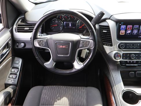 Used 2017 GMC Yukon SLE w/ SLE Value Package RWD image 14