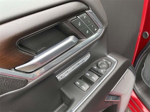 Used 2024 GMC Sierra 1500 Denali w/ Denali Reserve Package image 16
