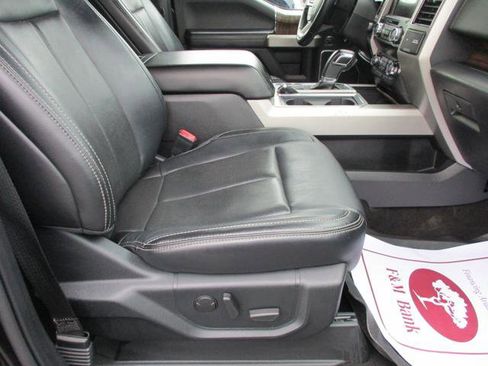 Used 2020 Ford F150 Lariat image 11