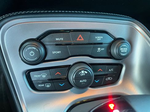 Used 2023 Dodge Challenger SXT w/ Blacktop Package image 30