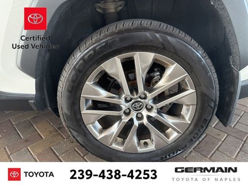 Used 2021 Toyota RAV4 Limited w/ Limited Grade Weather Package AWD/4WD image 11