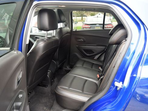 Used 2017 Chevrolet Trax Premier image 36