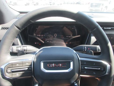 New 2027 GMC Terrain Elevation FWD image 14
