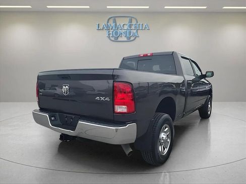 Used 2017 RAM 2500 SLT w/ Snow Chief Group AWD/4WD image 5