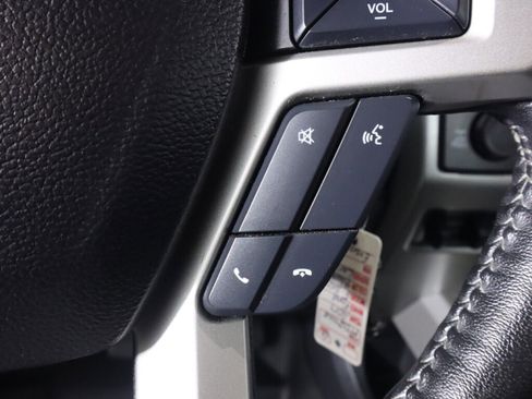 Used 2017 Ford F250 Lariat w/ FX4 Off-Road Package image 17