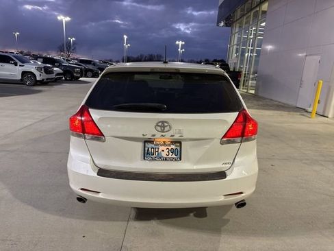 Used 2011 Toyota Venza AWD image 4