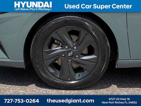 Certified 2023 Hyundai Elantra SEL w/ Cargo Package FWD image 10
