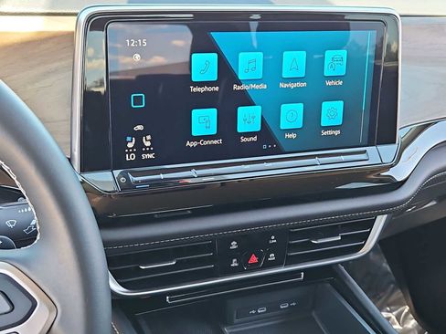 Used 2024 Volkswagen Atlas SE AWD/4WD image 27