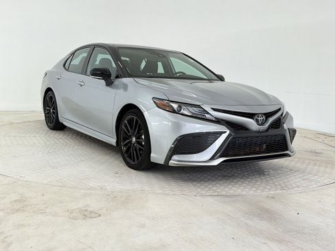 Used 2023 Toyota Camry XSE w/ Navigation Package FWD image 7