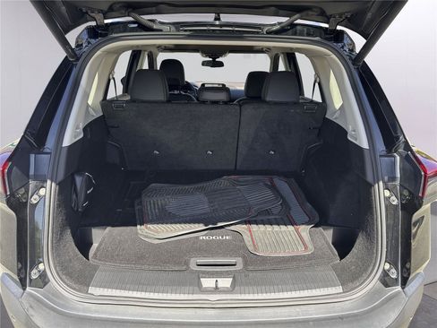 Used 2023 Nissan Rogue SL w/ SL Premium Package FWD image 33