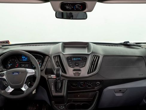 Used 2018 Ford Transit 150 XL image 18