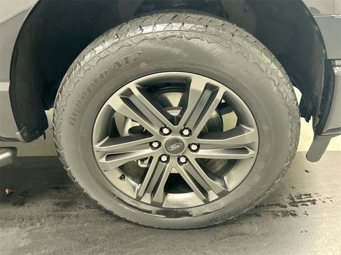 Used 2021 Ford F150 XLT w/ Equipment Group 302A High image 8