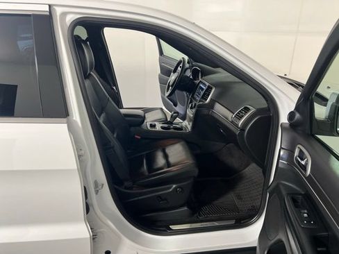 Certified 2018 Jeep Grand Cherokee Limited AWD/4WD image 28