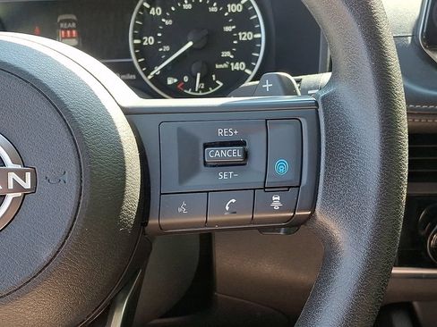 Used 2024 Nissan Rogue SV AWD/4WD image 22