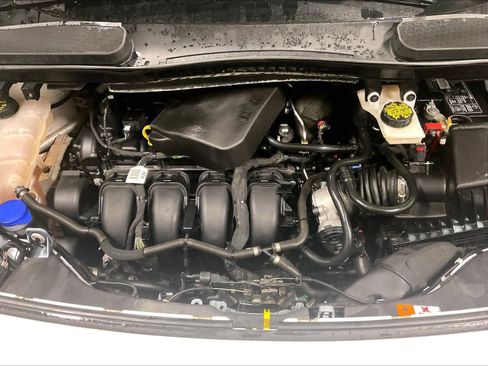 Used 2020 Ford Transit Connect XL image 32