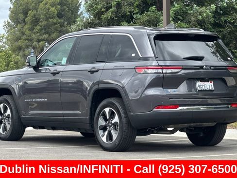 Used 2023 Jeep Grand Cherokee 4WD 4xe w/ Luxury Tech Group II image 6