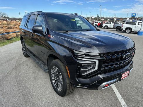 Used 2025 Chevrolet Tahoe Z71 image 4