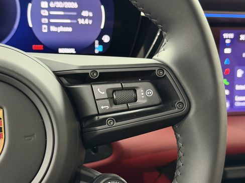 Certified 2025 Porsche Macan 4S Electric AWD/4WD image 47