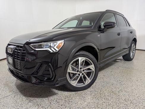 New 2025 Audi Q3 2.0T Premium image 18