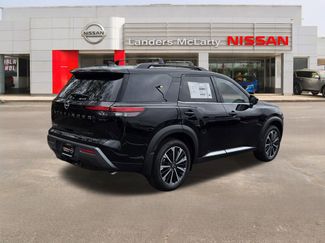 New 2026 Nissan Pathfinder Platinum FWD video 3
