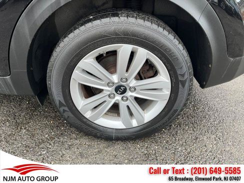 Used 2019 Kia Sportage LX AWD/4WD image 7