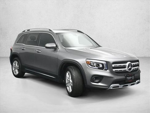 Certified 2022 Mercedes-Benz GLB 250 4MATIC image 4