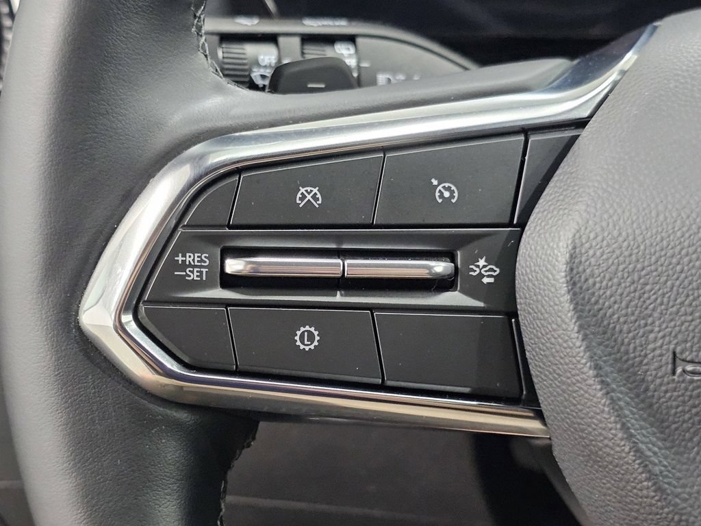 Used 2026 Chevrolet Equinox LT FWD image 29