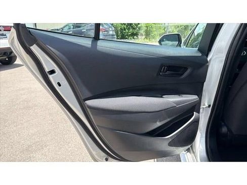 Used 2024 Toyota Corolla LE FWD image 33