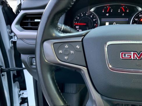 Used 2022 GMC Acadia AT4 image 22