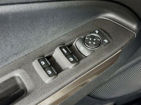Used 2019 Ford EcoSport SE image 19