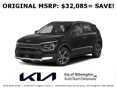 New 2025 Kia Niro EX