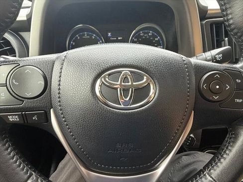 Used 2016 Toyota RAV4 XLE AWD/4WD image 19
