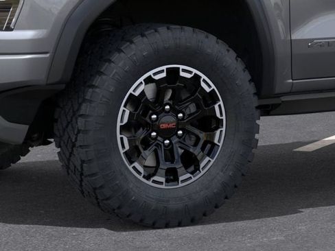 New 2026 GMC Canyon AT4 AWD/4WD image 9