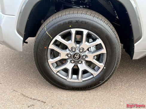 New 2026 Toyota Tundra 1794 Edition AWD/4WD image 11