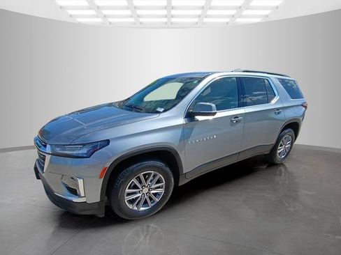 Used 2023 Chevrolet Traverse LT FWD image 5