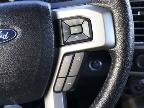 Used 2016 Ford F150 Lariat w/ Equipment Group 502A Luxury image 23