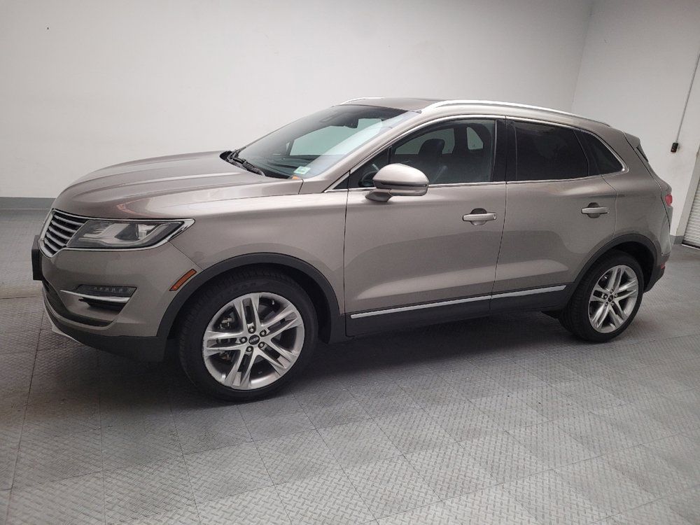 Used 2017 Lincoln MKC Reserve w/ Lincoln MKC Climate Package AWD/4WD image 2