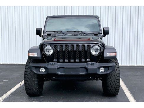 Used 2021 Jeep Wrangler Unlimited Sport AWD/4WD image 3
