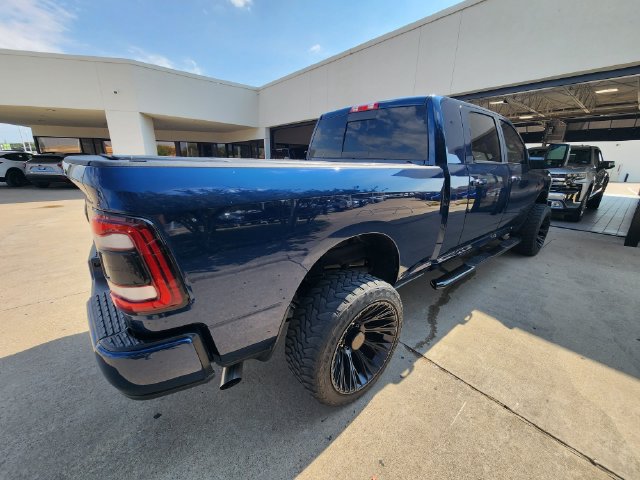 Used 2024 RAM 2500 Laramie w/ Night Edition AWD/4WD image 4