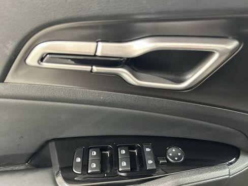 Certified 2024 Kia Sportage EX AWD/4WD image 11