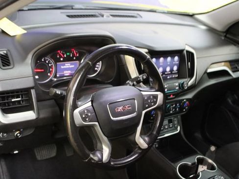 Used 2019 GMC Terrain SLE w/ GMC Pro Grade Package AWD/4WD image 14