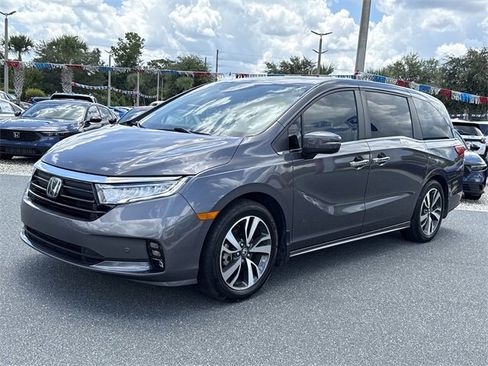 Used 2024 Honda Odyssey Touring image 9