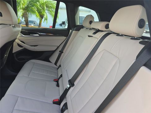Used 2023 BMW X3 M40i image 12