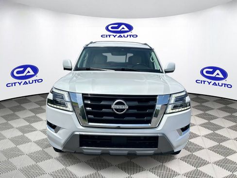 Used 2022 Nissan Armada SL w/ Captain's Chairs Package RWD image 11